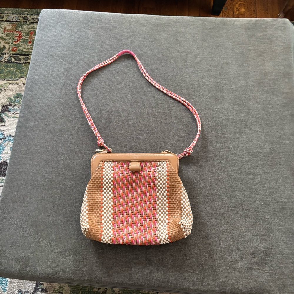 Elegant Woven Crossbody Bag in Tan and Pink
